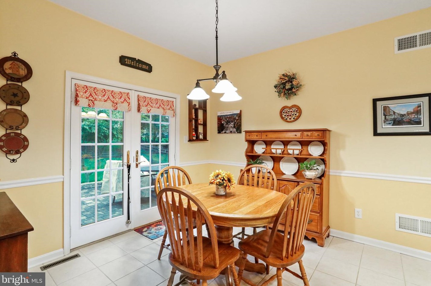 6342 Oak Leaf Ln, Fayetteville PA  17222-9451 exterior