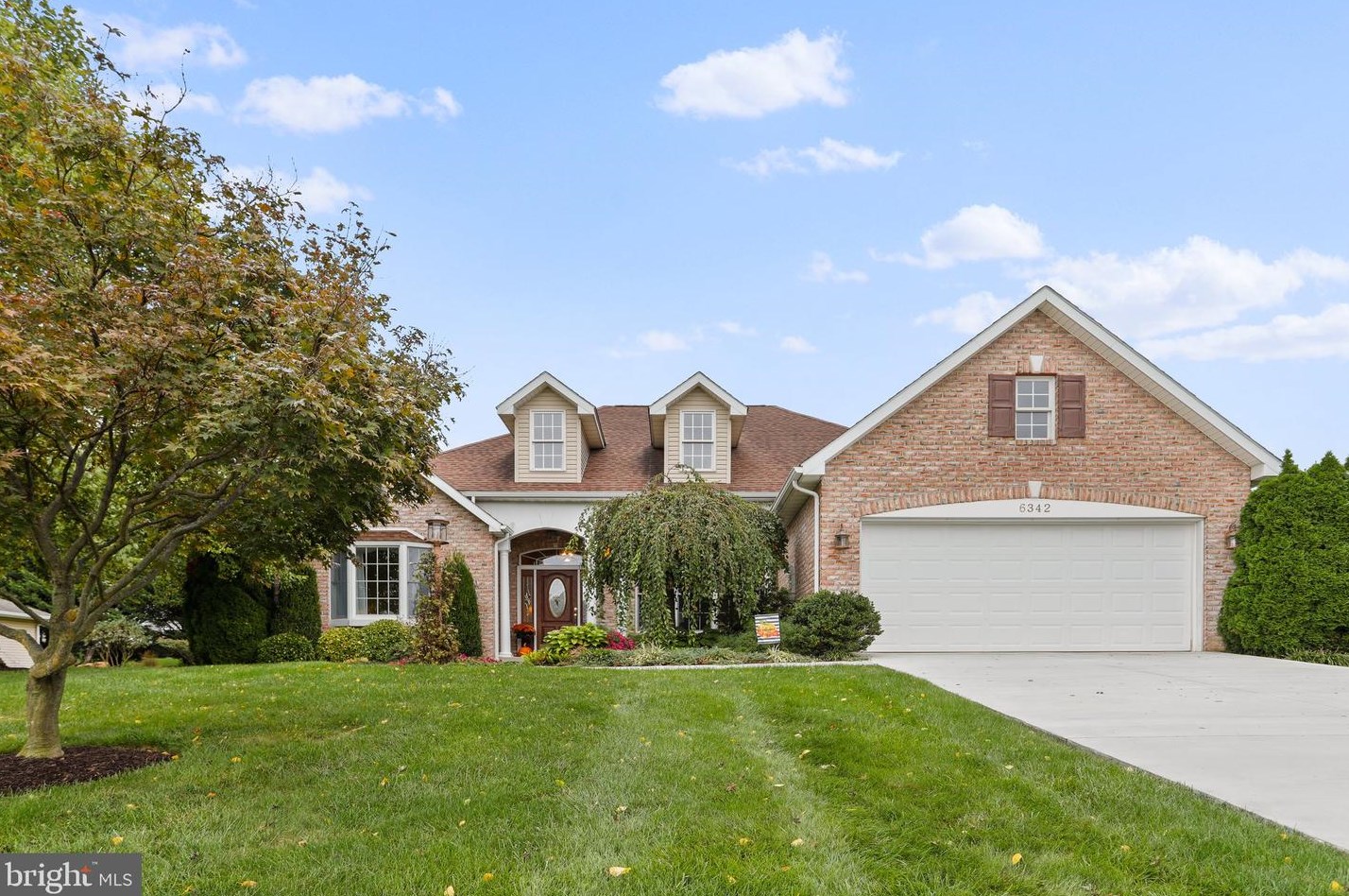 6342 Oak Leaf Ln, Fayetteville PA  17222-9451 exterior