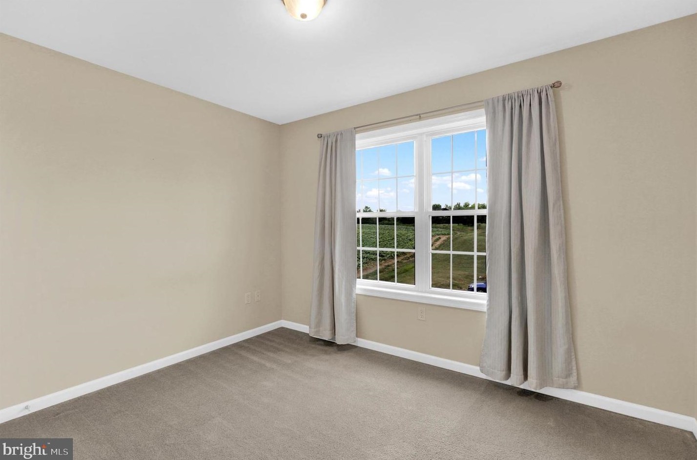 290 Cresthaven Dr, Fayetteville PA  17222-9376 exterior