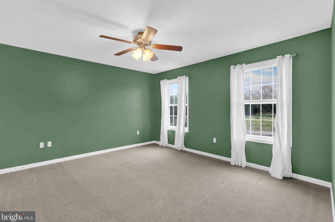 290 Cresthaven Dr, Fayetteville PA  17222-9376 exterior