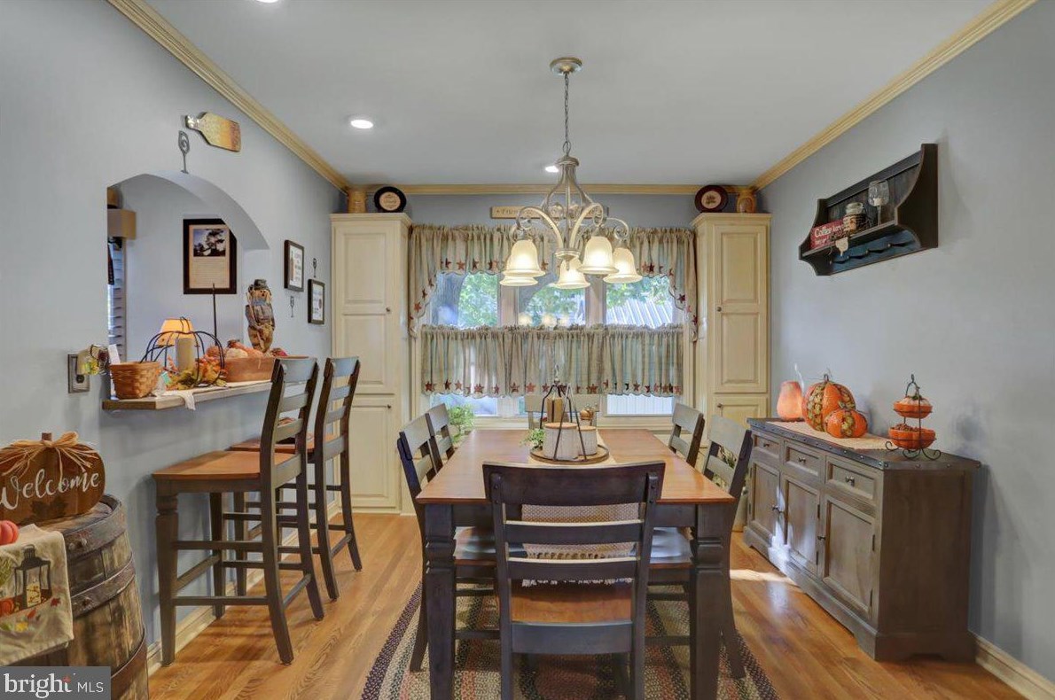 198 Falling Spring Rd, Chambersburg PA  17202-9001 exterior