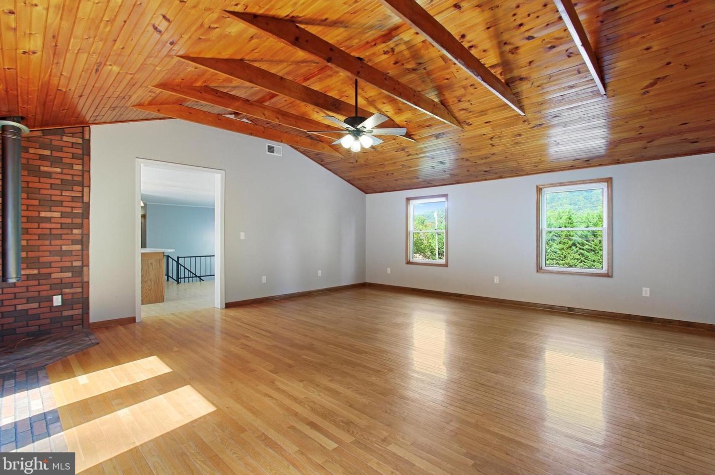 10412 Old Frg Rd, Roadside PA  17268-9346 exterior