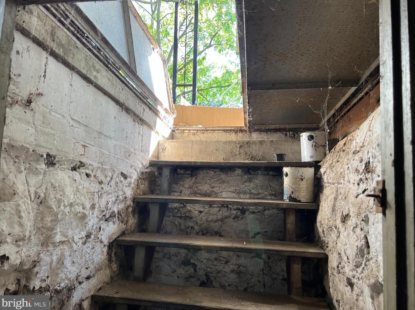 504 Main St, Roadside PA  17268-1416 exterior