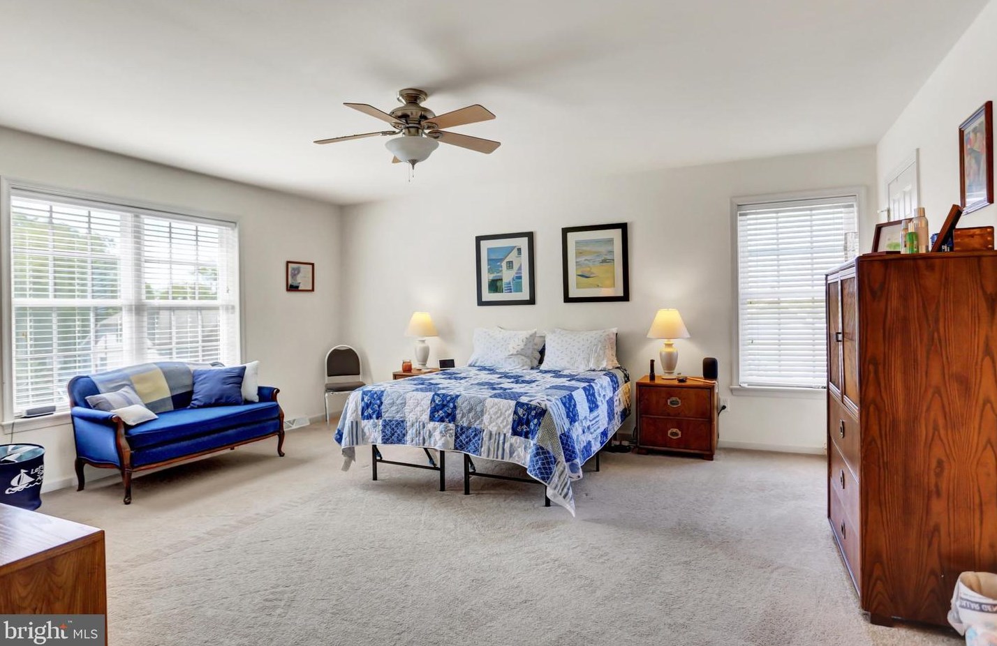 215 Cresthaven Dr, Fayetteville PA  17222-9377 exterior