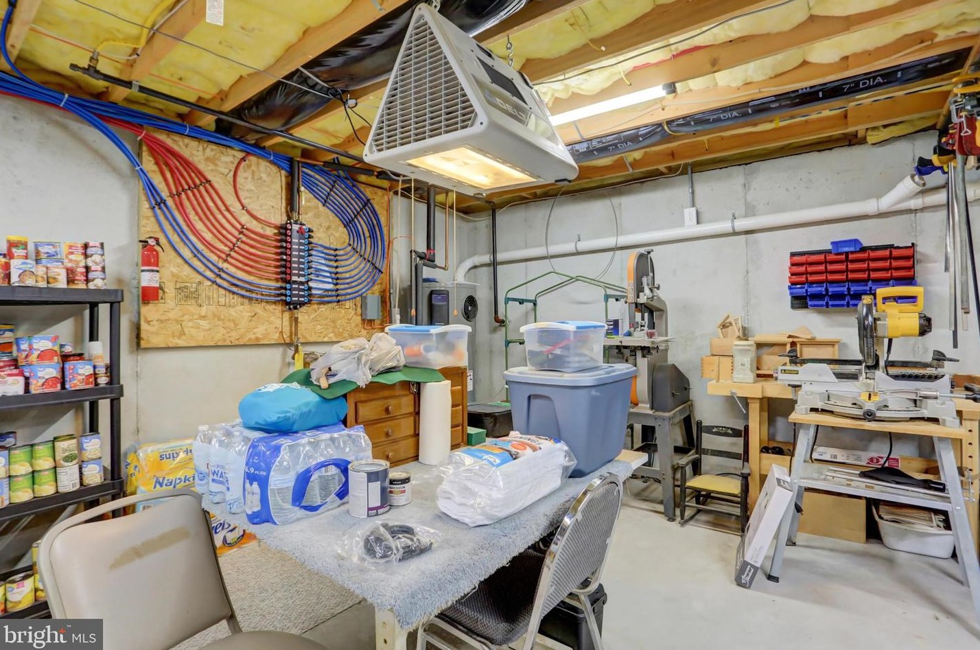 215 Cresthaven Dr, Fayetteville PA  17222-9377 exterior