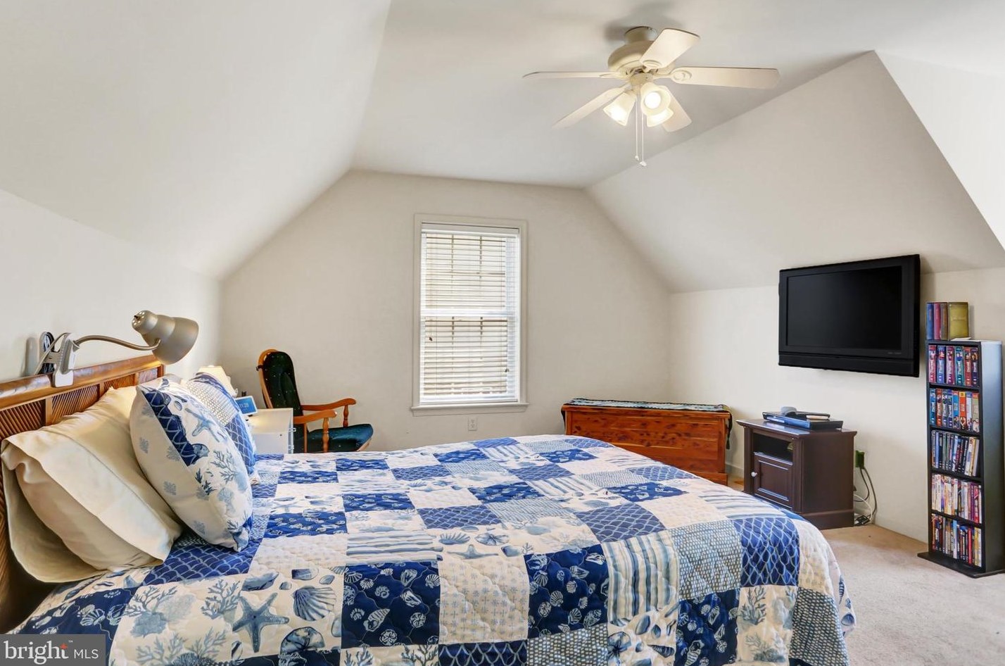 215 Cresthaven Dr, Fayetteville PA  17222-9377 exterior