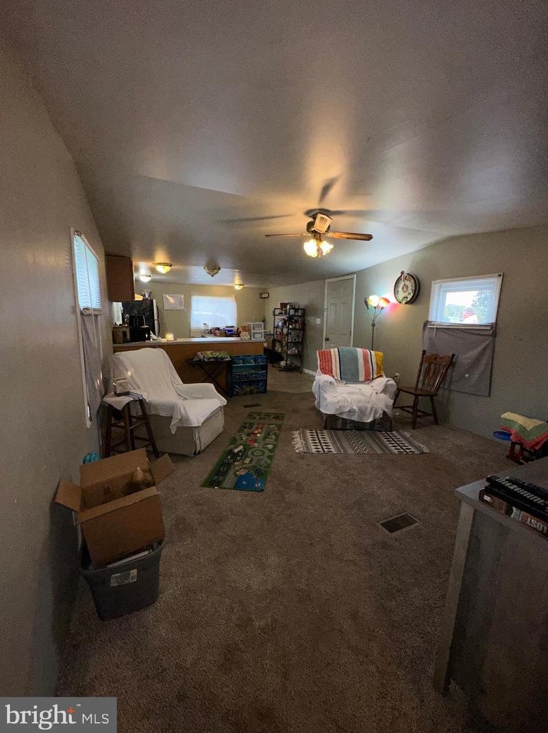 1200 Edenville Rd, Chambersburg PA  17202-8029 exterior