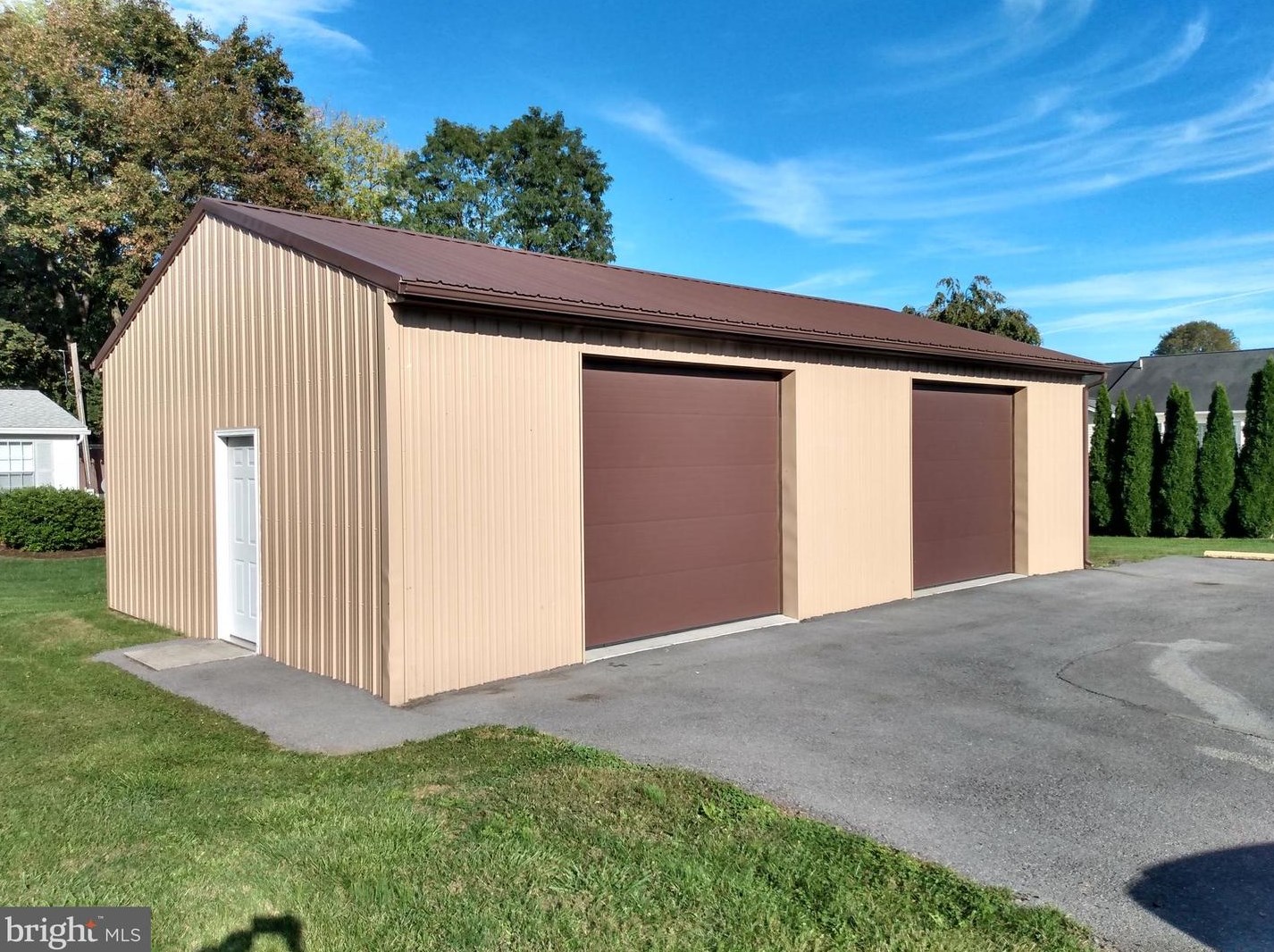 1966 Philadelphia Ave, Chambersburg PA  17201-1433 exterior