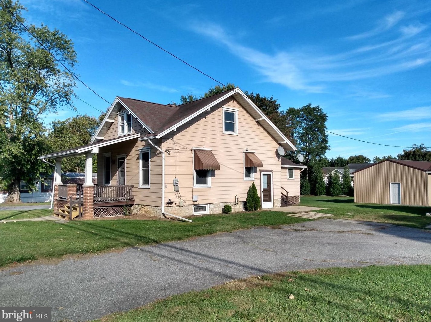 1966 Philadelphia Ave, Chambersburg PA  17201-1433 exterior