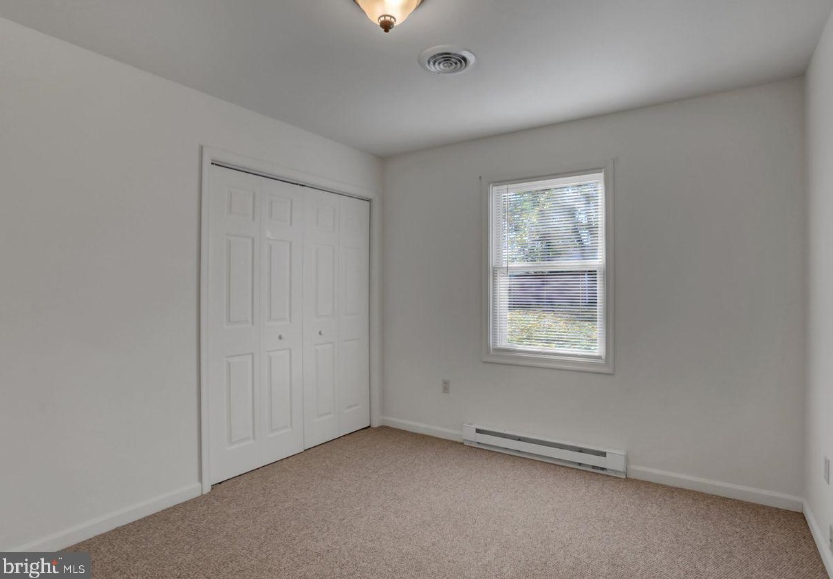 6084 Lincoln Way, Chambersburg PA  17202-8667 exterior