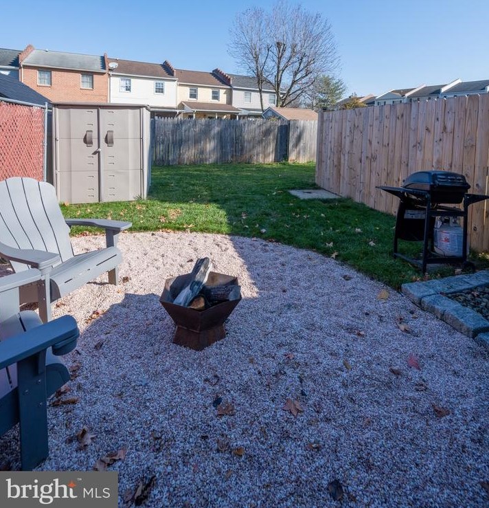 845 Woodlawn Dr, Chambersburg PA  17201-3838 exterior