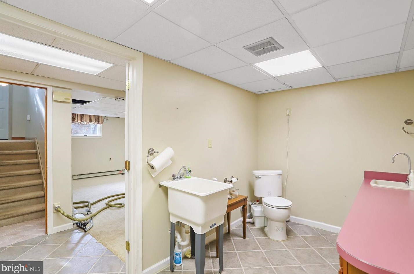 1541 Linden Rd, Chambersburg PA  17202-8810 exterior