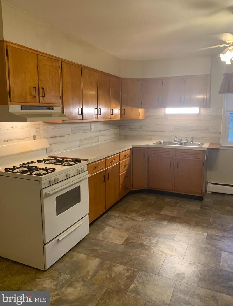 5746 Greenvillage Rd, Chambersburg PA  17202-7315 exterior