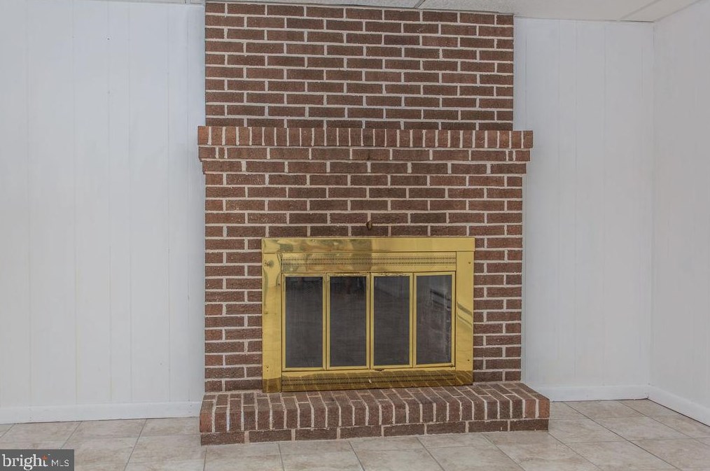 1533 Linden Rd, Chambersburg PA  17202-8810 exterior
