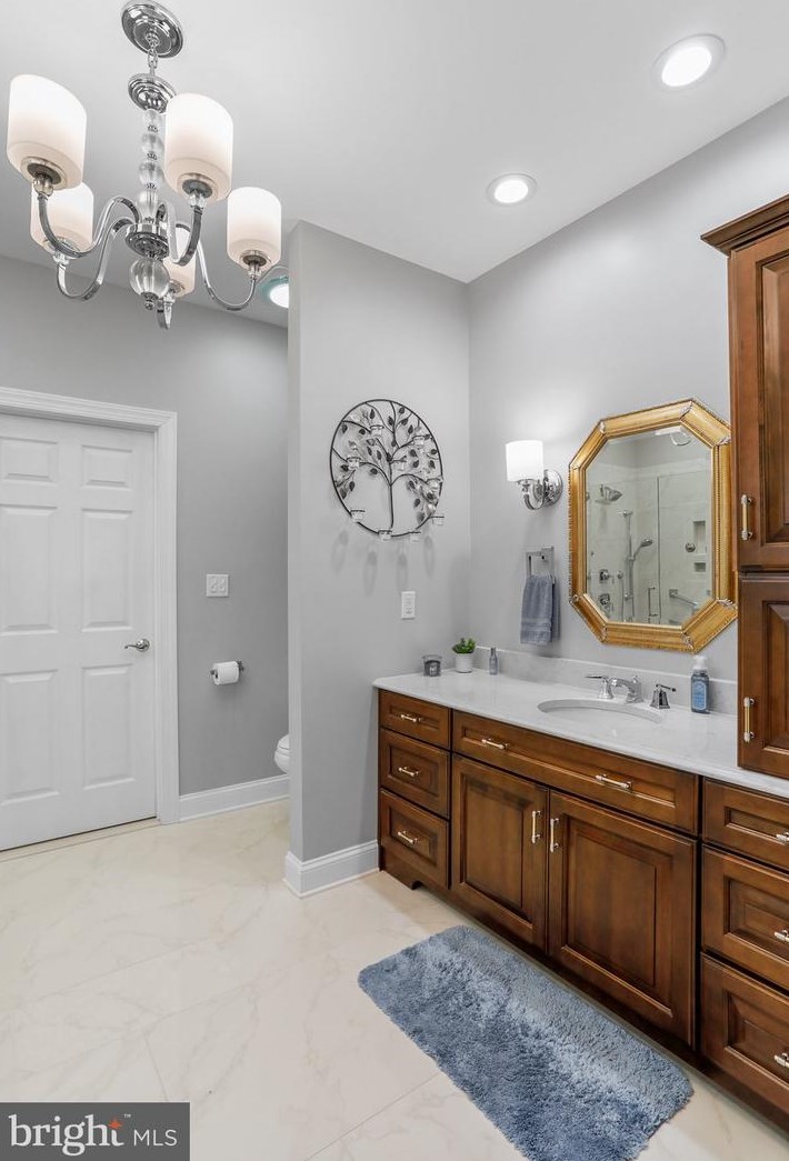 6340 Medina Ridge Dr, Fayetteville PA  17222-9435 exterior