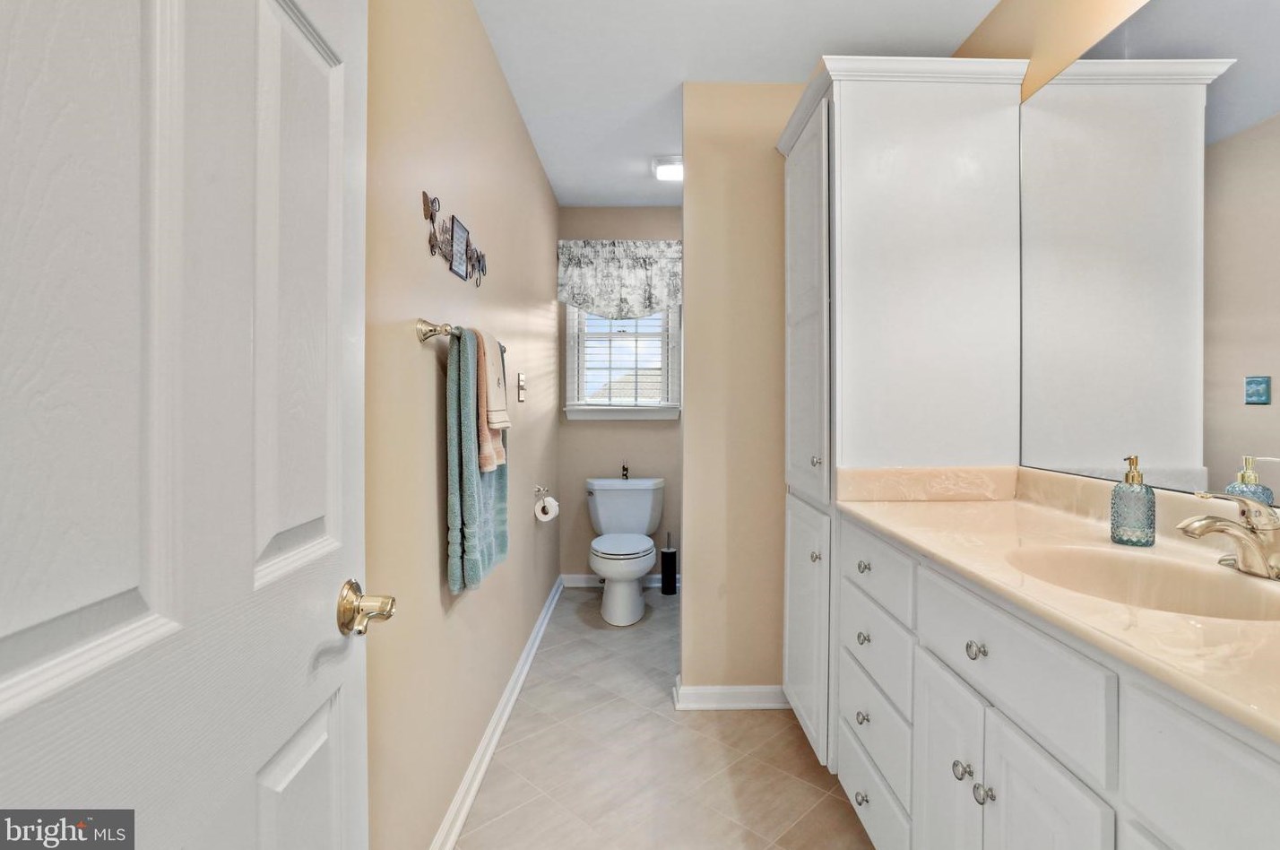 6340 Medina Ridge Dr, Fayetteville PA  17222-9435 exterior