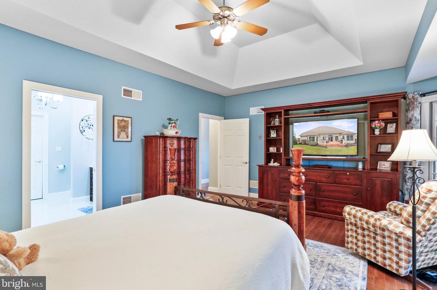 6340 Medina Ridge Dr, Fayetteville PA  17222-9435 exterior