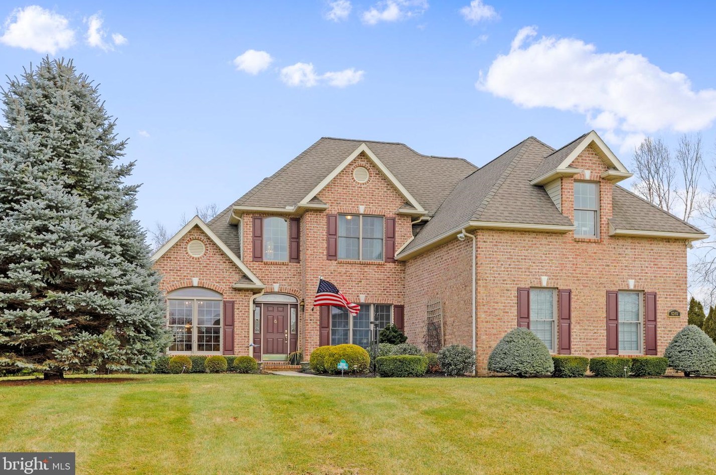 6340 Medina Ridge Dr, Fayetteville PA  17222-9435 exterior