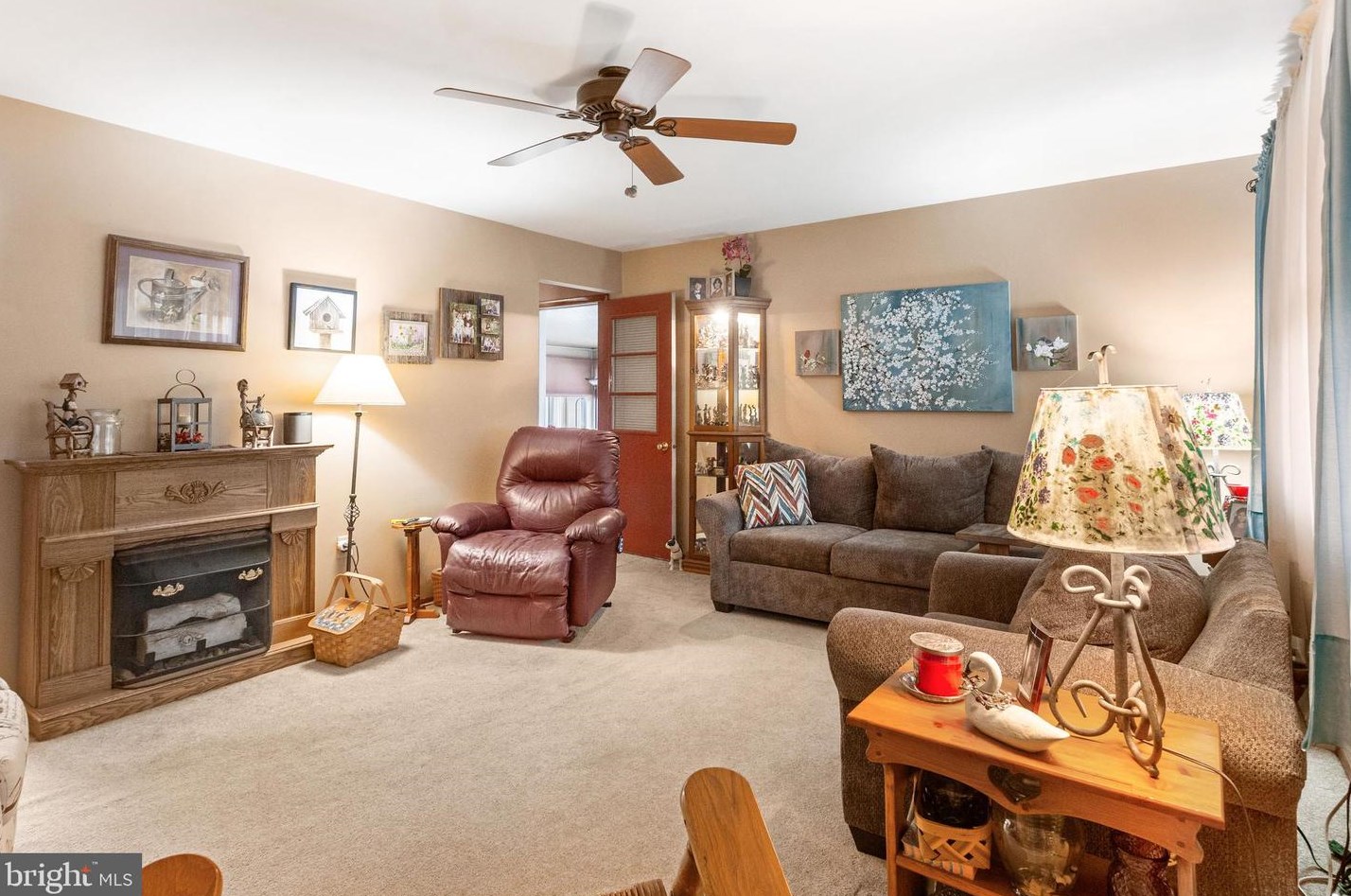 5748 Cumberland Hwy, Chambersburg PA  17202-7306 exterior