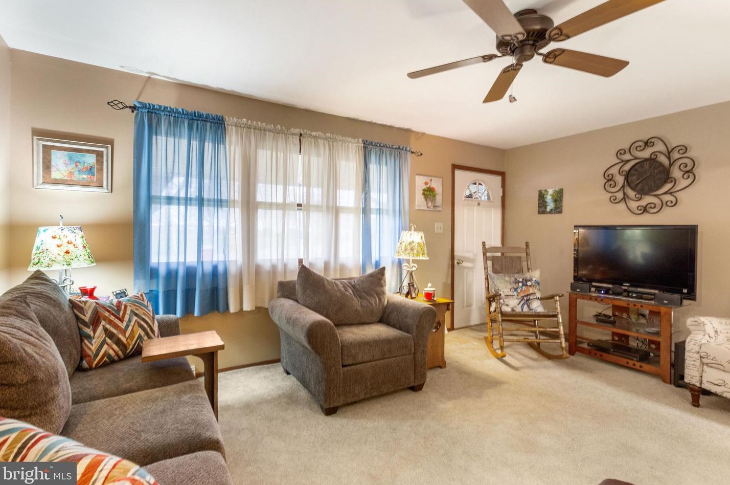 5748 Cumberland Hwy, Chambersburg PA  17202-7306 exterior