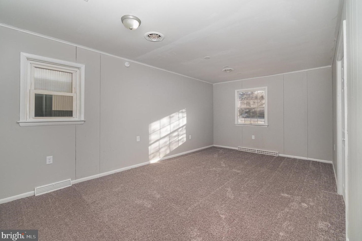 5075 Lincoln Way, Fayetteville PA  17222-1050 exterior