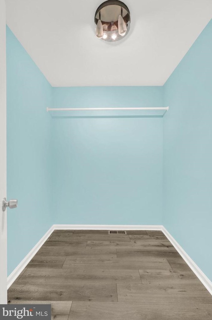 80 Brumbaugh Ave, Chambersburg PA  17201-2804 exterior