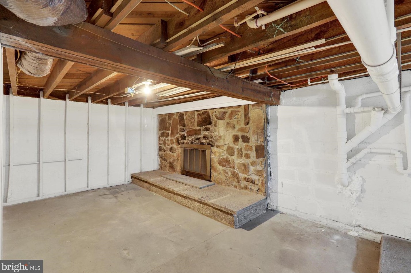 80 Brumbaugh Ave, Chambersburg PA  17201-2804 exterior