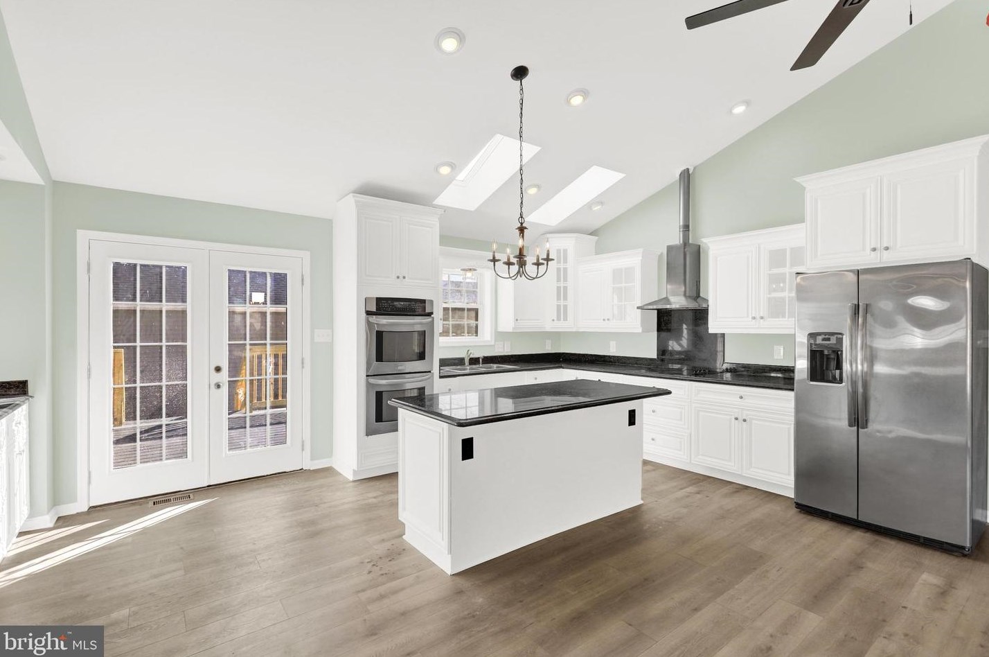 80 Brumbaugh Ave, Chambersburg PA  17201-2804 exterior