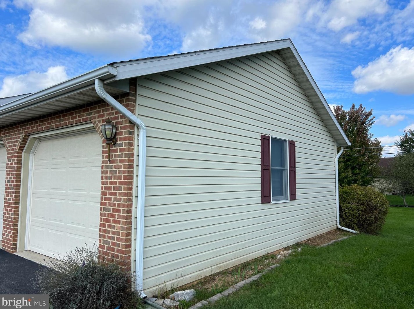 83 Parkwood Dr, Upton PA  17225-1485 exterior