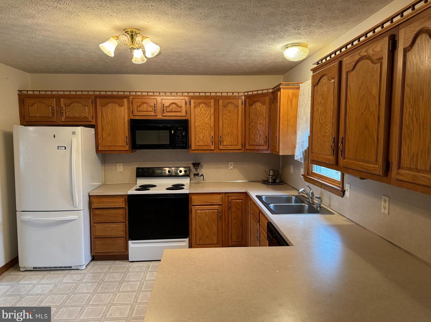 83 Parkwood Dr, Upton PA  17225-1485 exterior