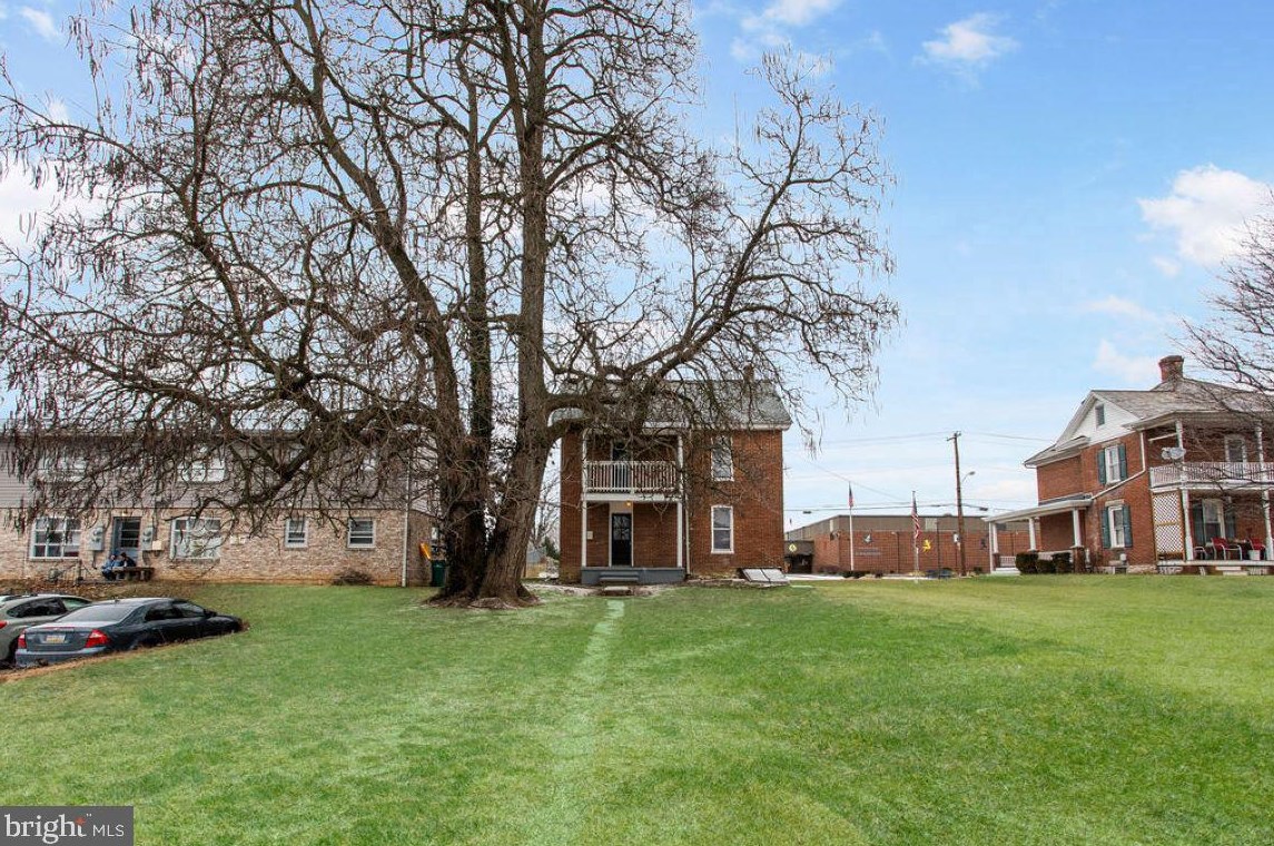 233 Fairview Ave, Roadside PA  17268-1930 exterior