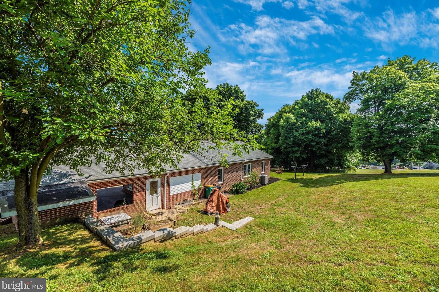226 Highland Ave, Roadside PA  17268-2512 exterior