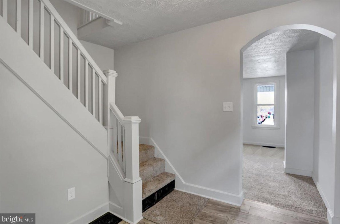 291 King St, Chambersburg PA  17201-1517 exterior