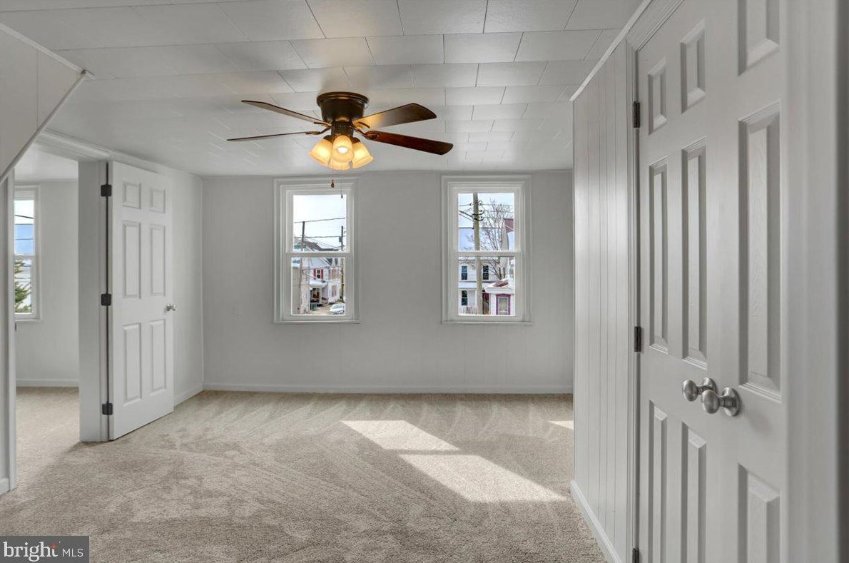 291 King St, Chambersburg PA  17201-1517 exterior