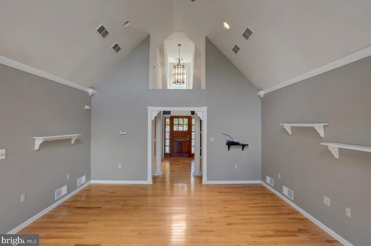 2065 Loop Rd, Chambersburg PA  17202-8842 exterior