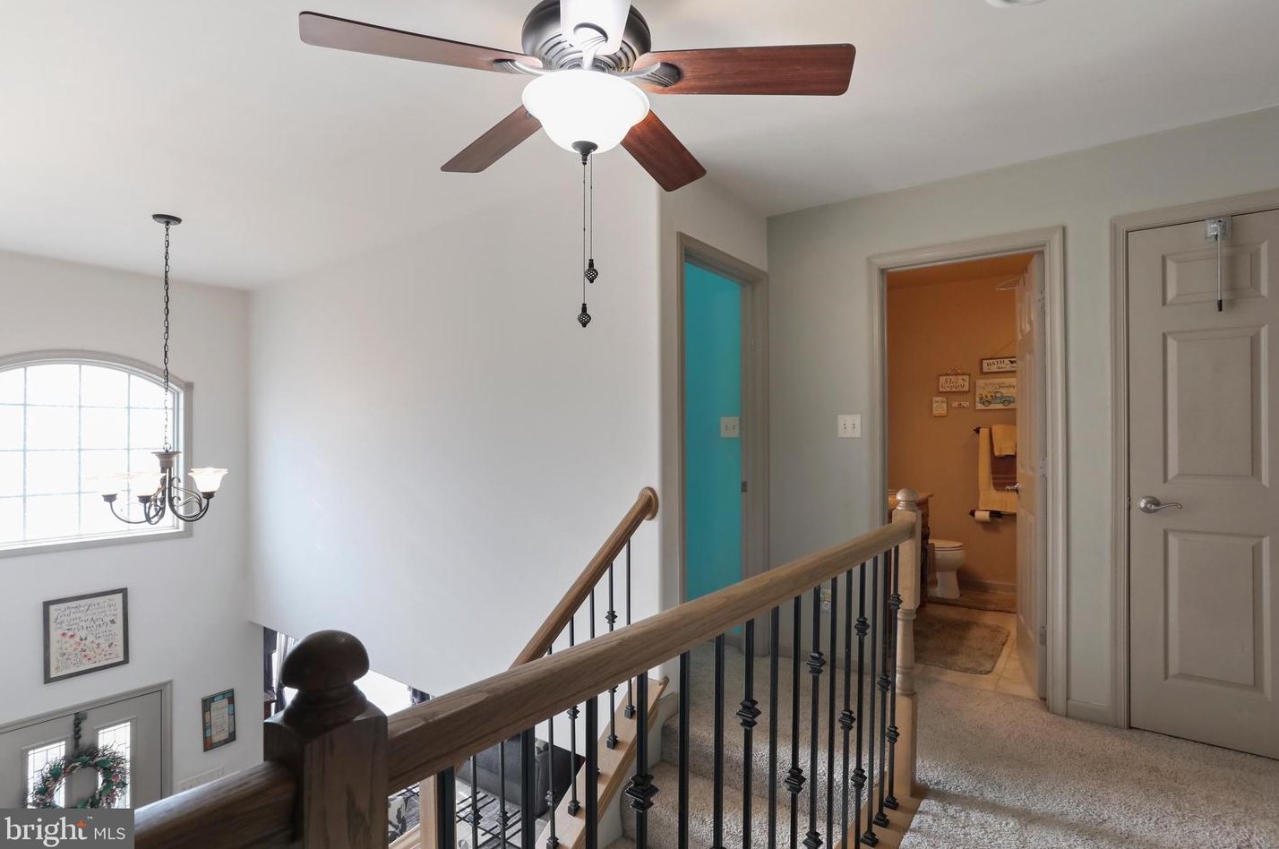 180 Buckingham Dr, Chambersburg PA  17201-8370 exterior