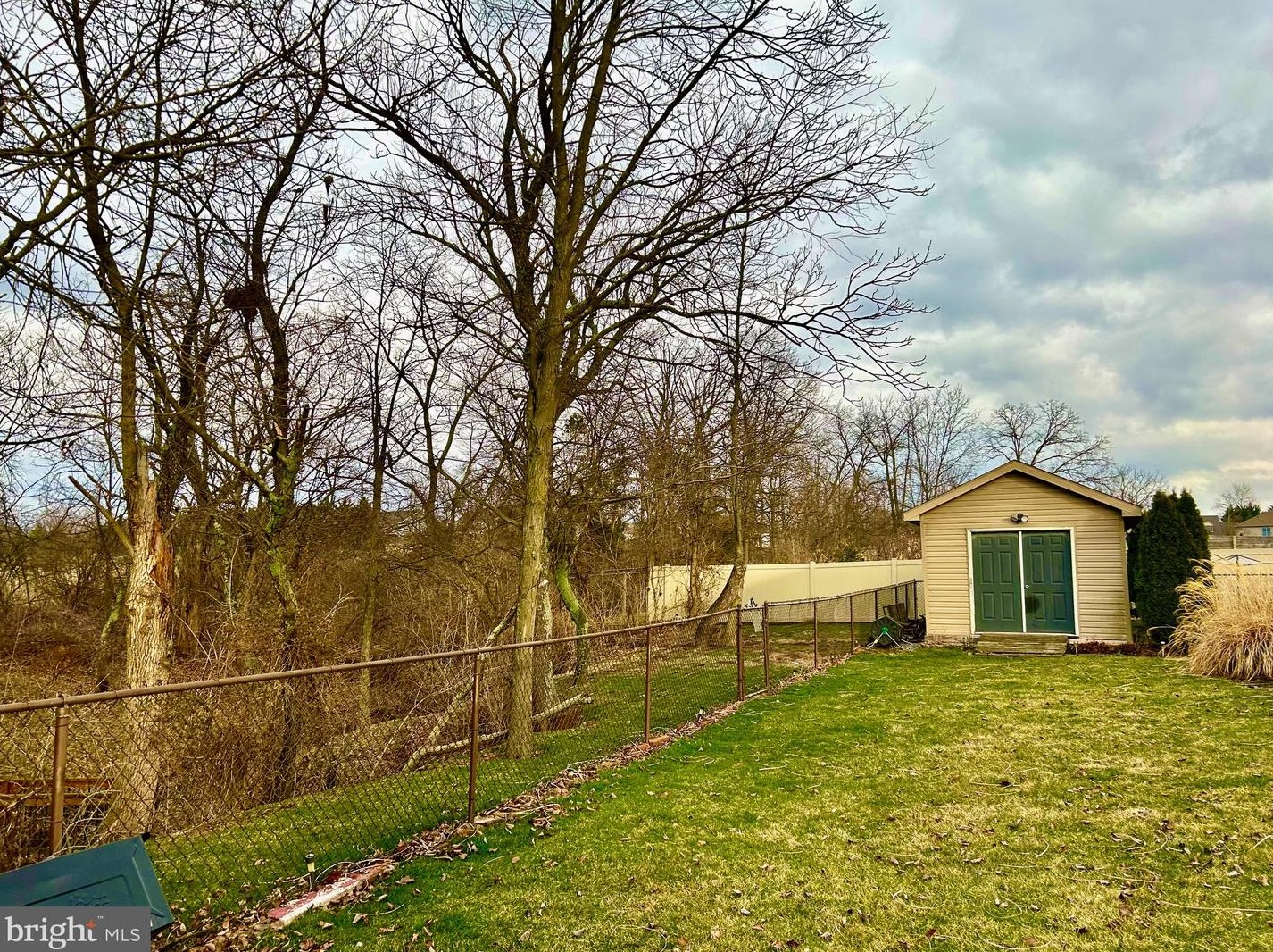 180 Buckingham Dr, Chambersburg PA  17201-8370 exterior