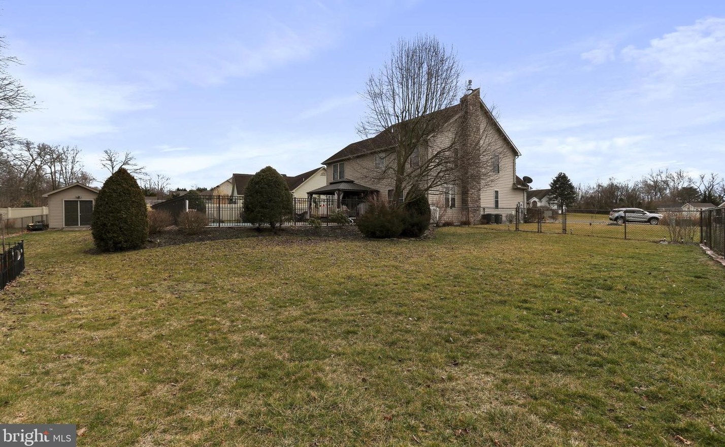 180 Buckingham Dr, Chambersburg PA  17201-8370 exterior