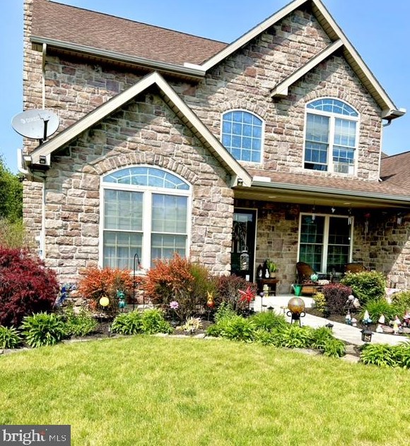 180 Buckingham Dr, Chambersburg PA  17201-8370 exterior