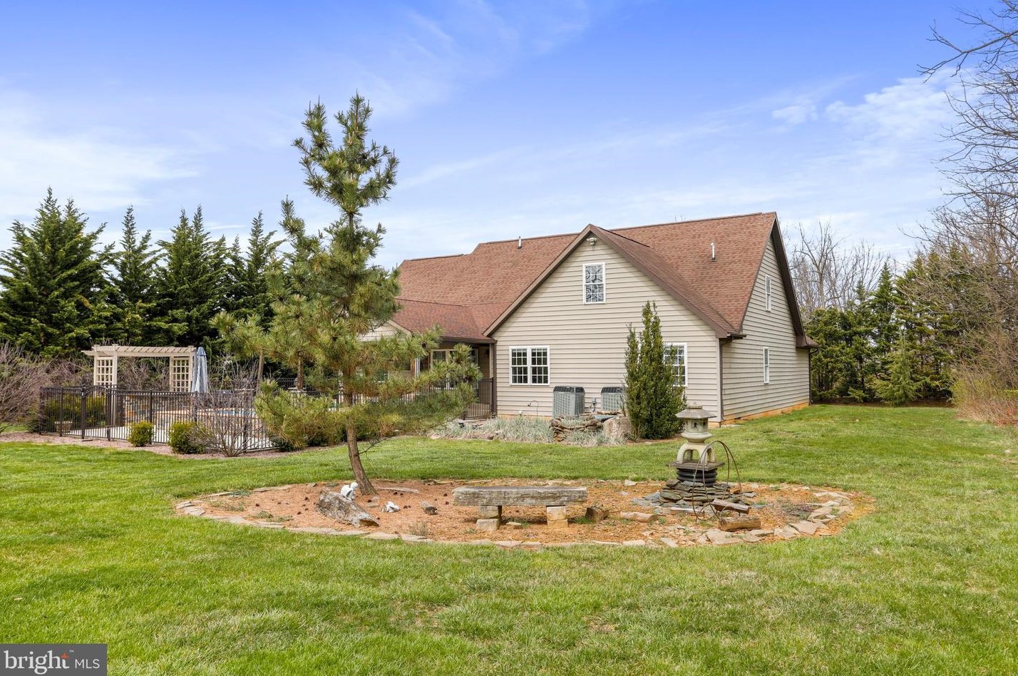 1636 Alphin Way, Upton PA  17225-9149 exterior