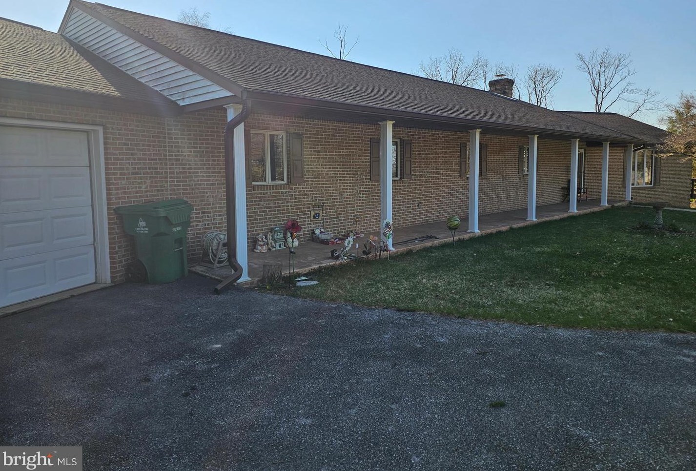 1264 Mower Rd, Chambersburg PA  17202-8154 exterior