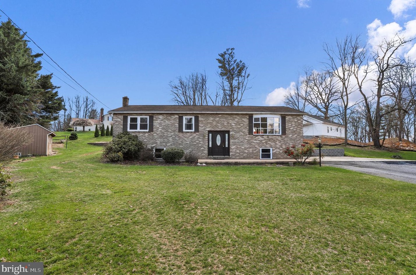 106 Echo Dr, Chambersburg PA  17202-3308 exterior