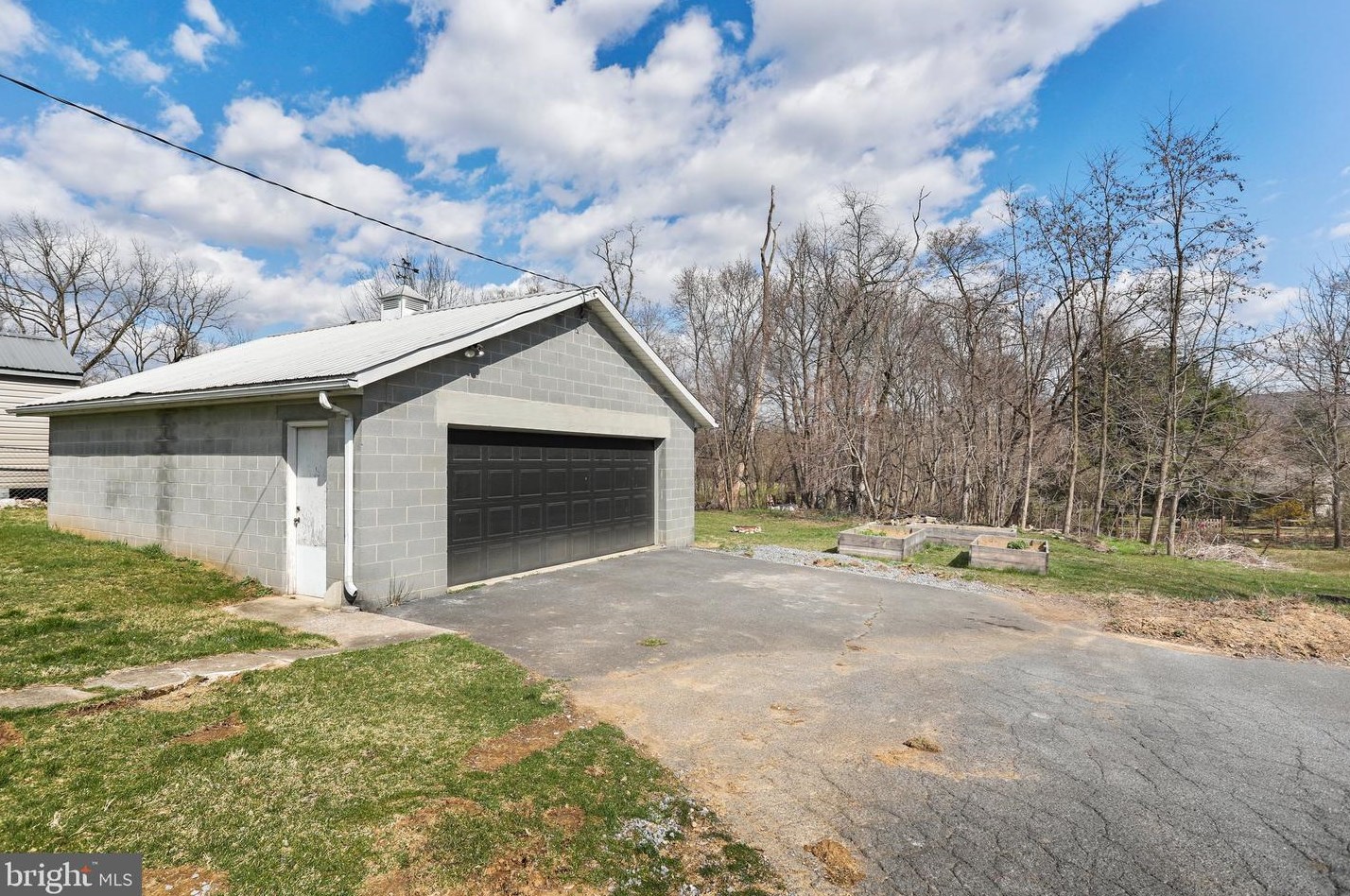 29 Main St, Fayetteville PA  17222-1427 exterior