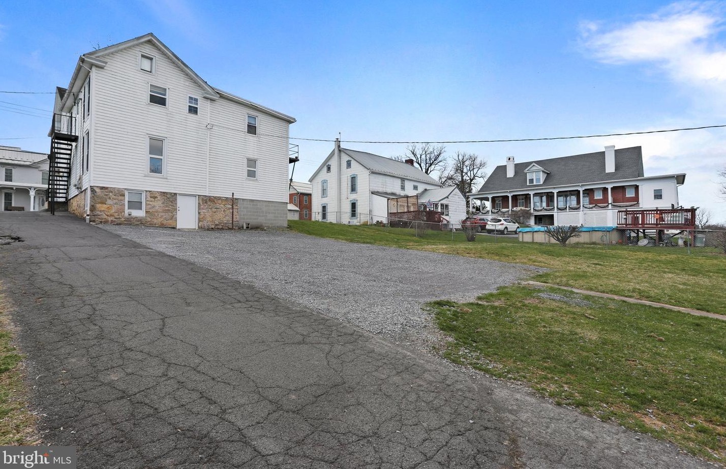 29 Main St, Fayetteville PA  17222-1427 exterior