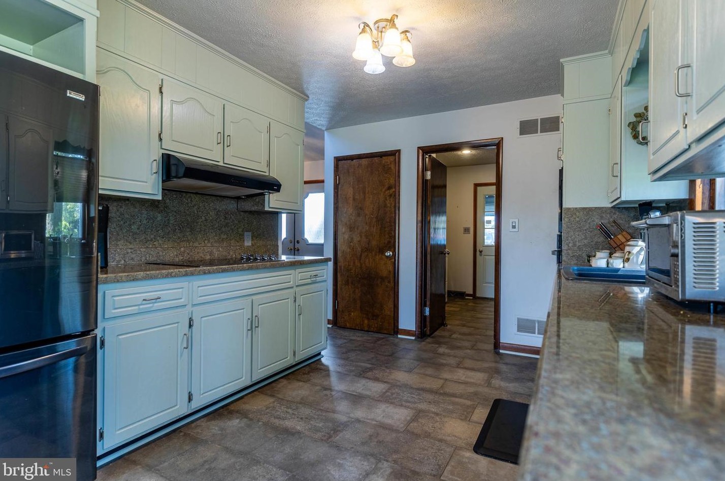 3528 Scotland Rd, Chambersburg PA  17202-9774 exterior