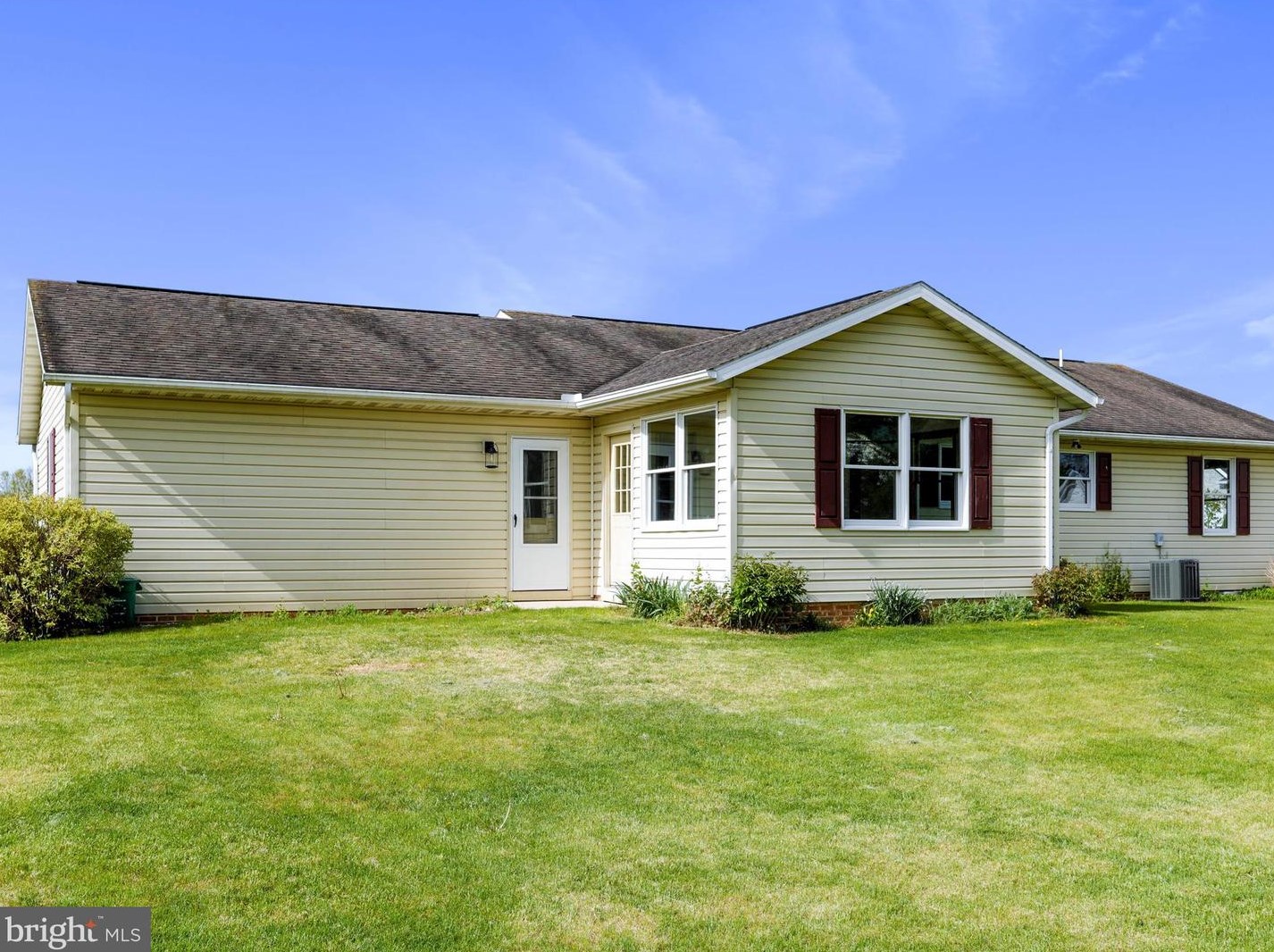 83 Parkwood Dr, Upton PA  17225-1485 exterior