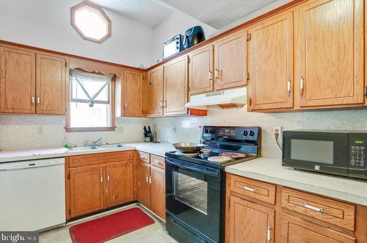 157 4 St, Chambersburg PA  17201-3616 exterior