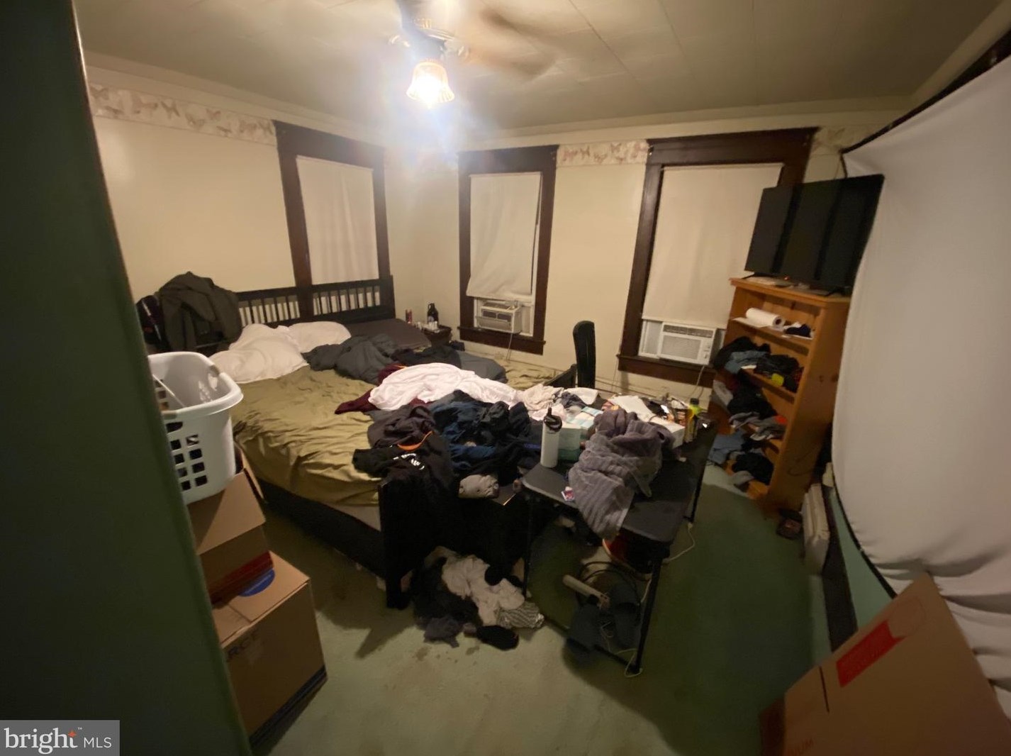 57 Franklin St, Chambersburg PA 17201-1135 exterior