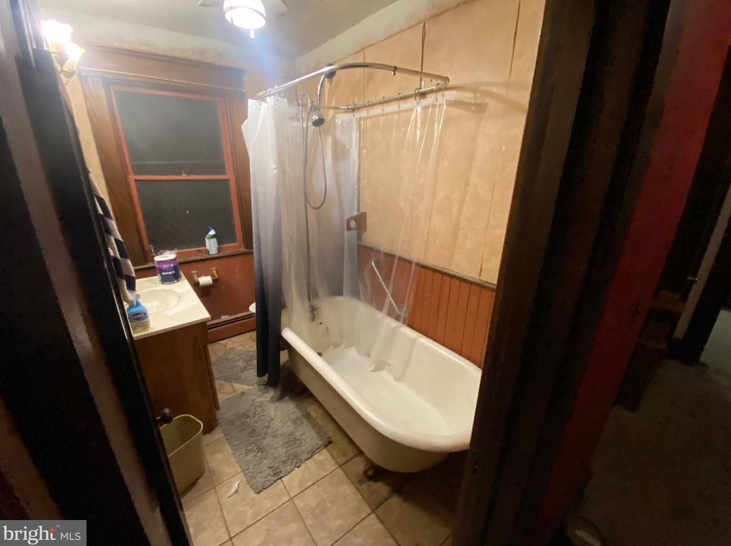 57 Franklin St, Chambersburg PA 17201-1135 exterior