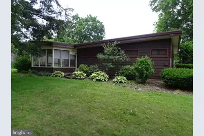 644 Stouffer Avenue, Chambersburg, PA 17201 - Photo 9